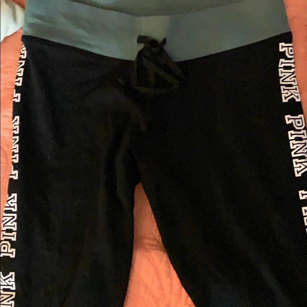 Victoria’s Secret pink leggings